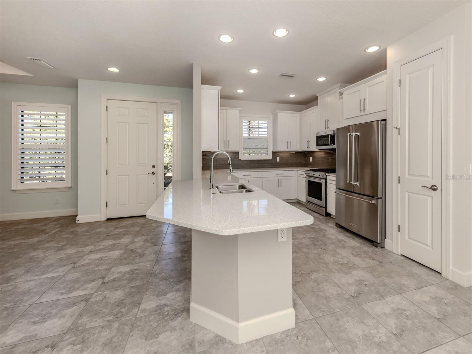 5733 SEMOLINO ST, NOKOMIS, FL, 34275