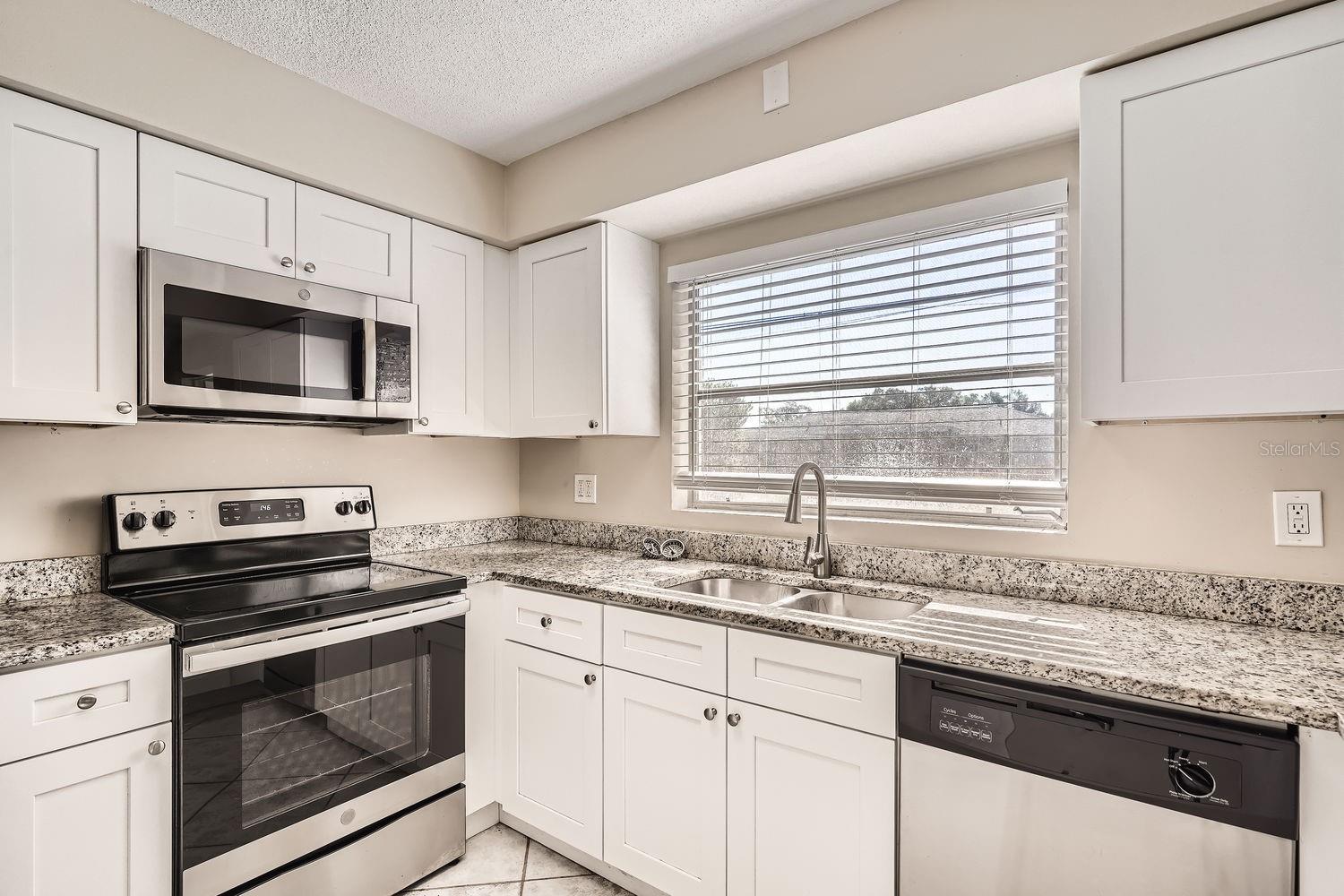 7306 BOUGENVILLE DR, PORT RICHEY, FL, 34668