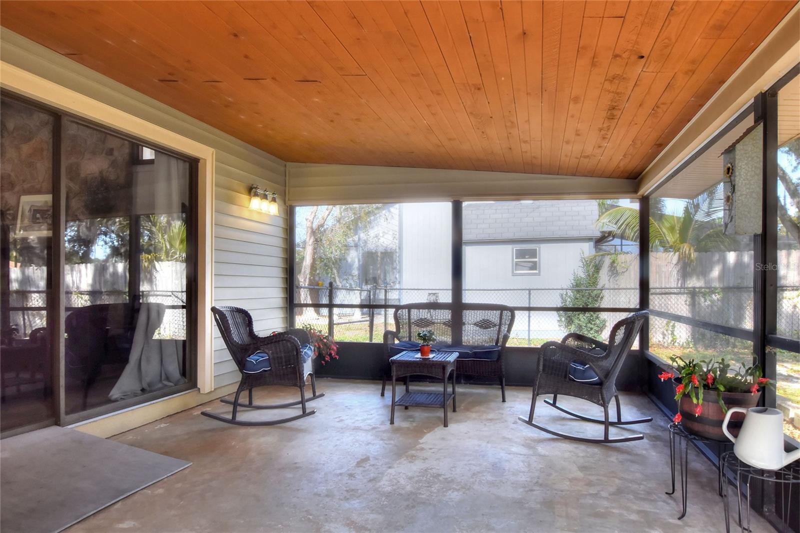 1118 CYPRESS PT W, WINTER HAVEN, FL, 33884