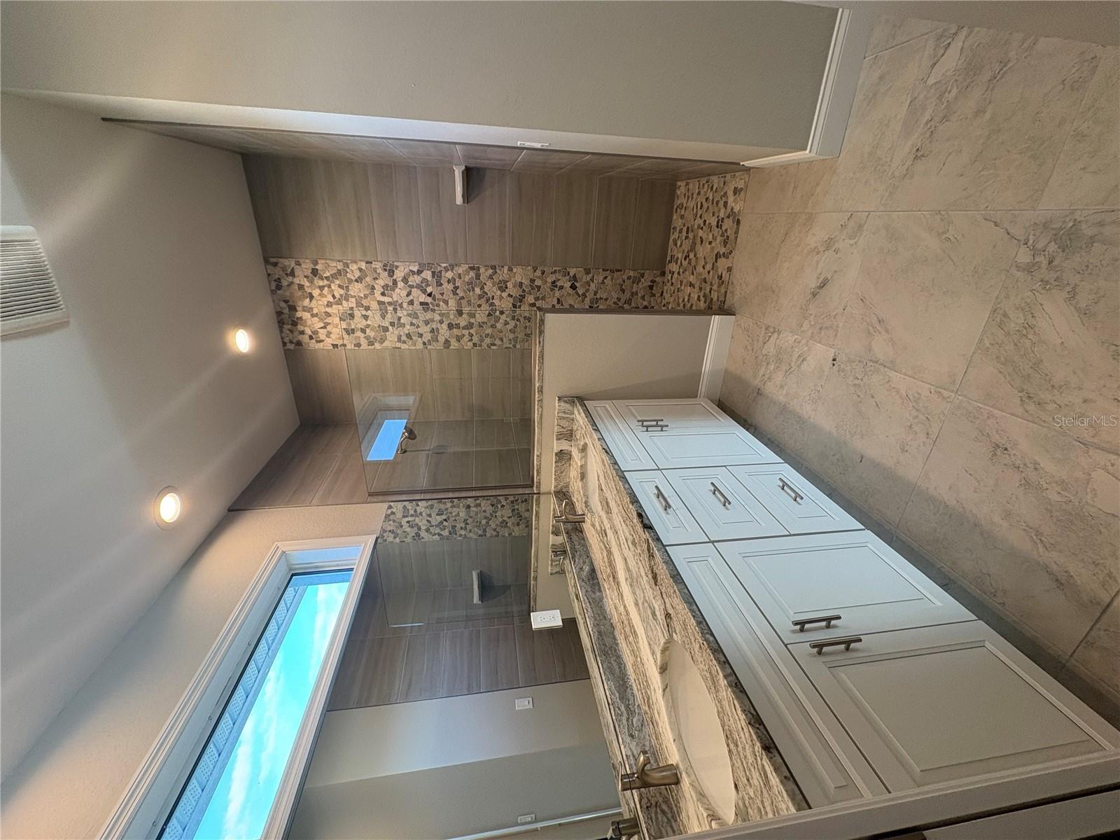 25197 ALCAZAR DR, PUNTA GORDA, FL, 33955