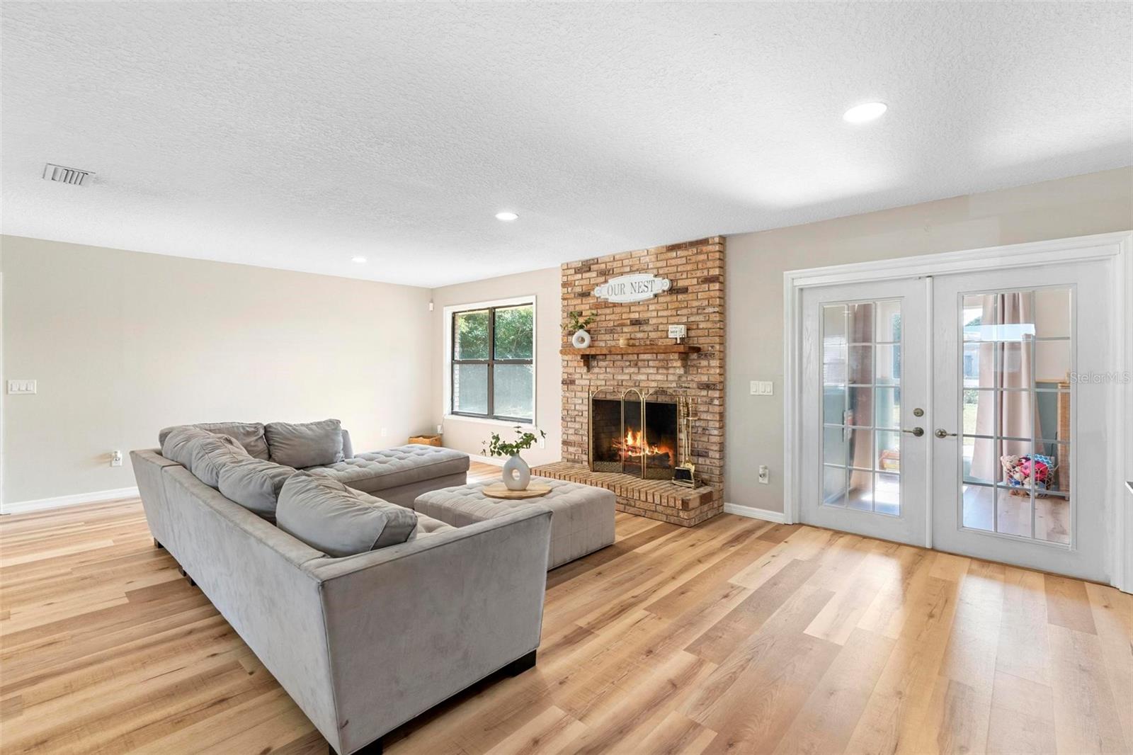 43 DAHLIA DR, DEBARY, FL, 32713