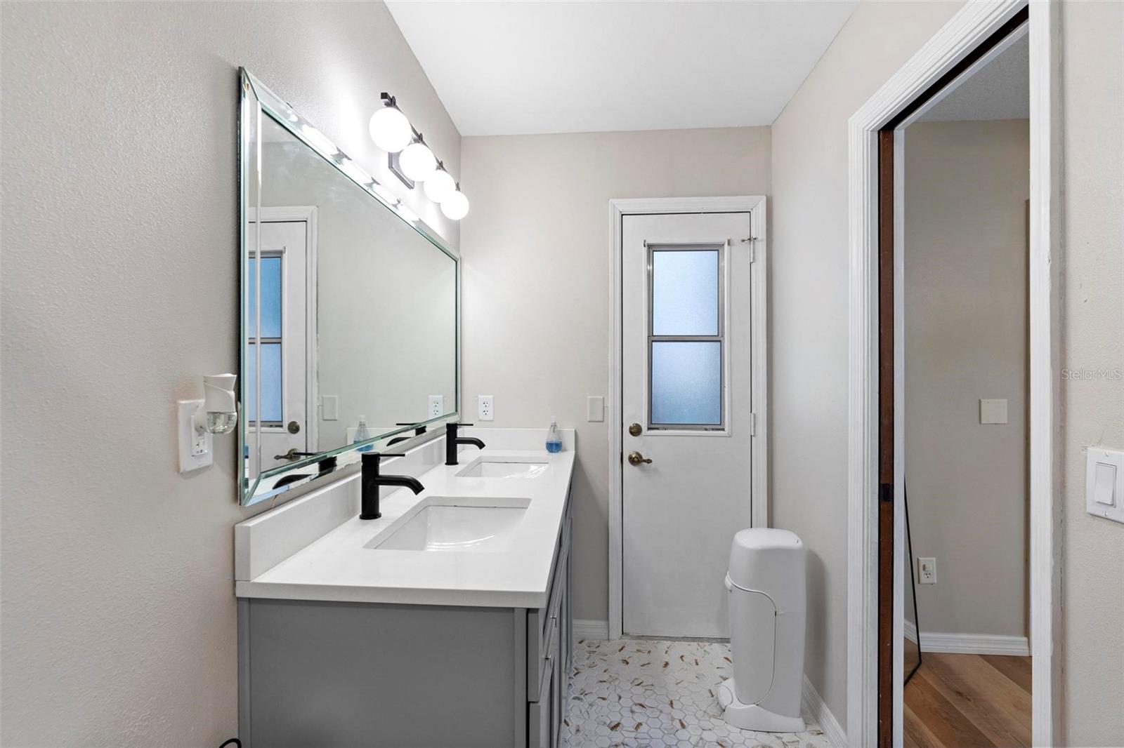 43 DAHLIA DR, DEBARY, FL, 32713