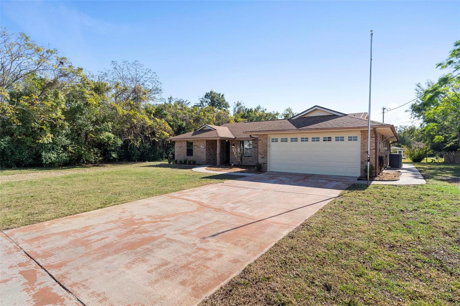 43 DAHLIA DR, DEBARY, FL, 32713