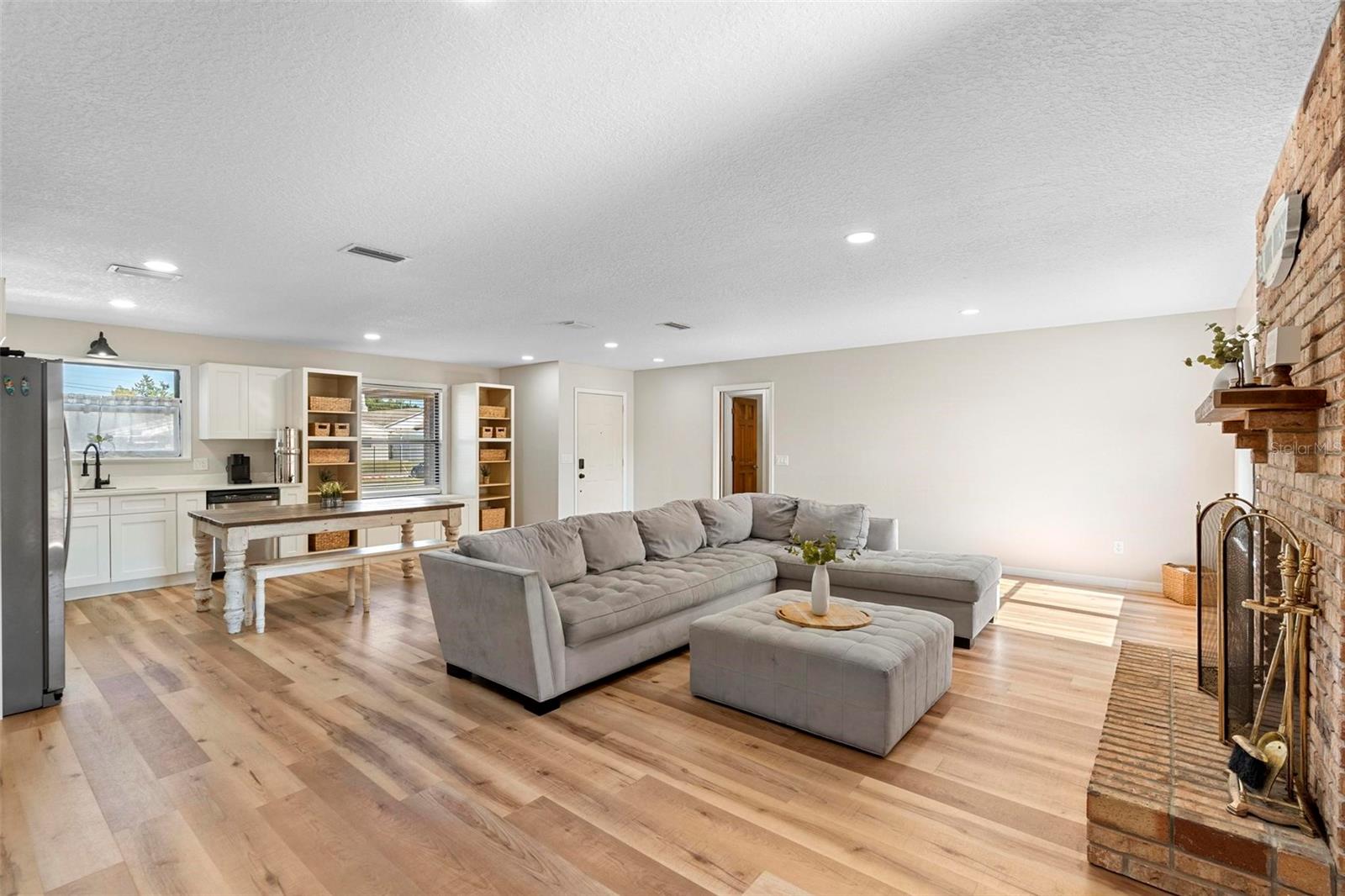 43 DAHLIA DR, DEBARY, FL, 32713