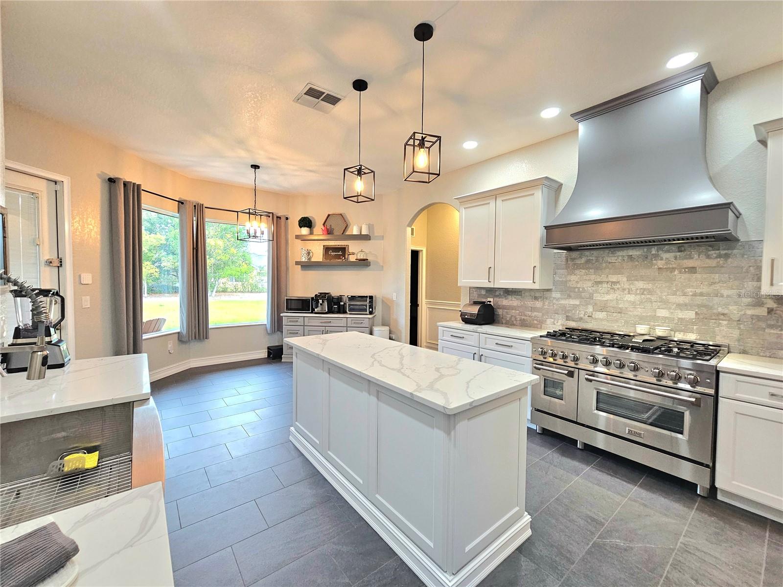 11199 WARM WIND WAY, WEEKI WACHEE, FL, 34613