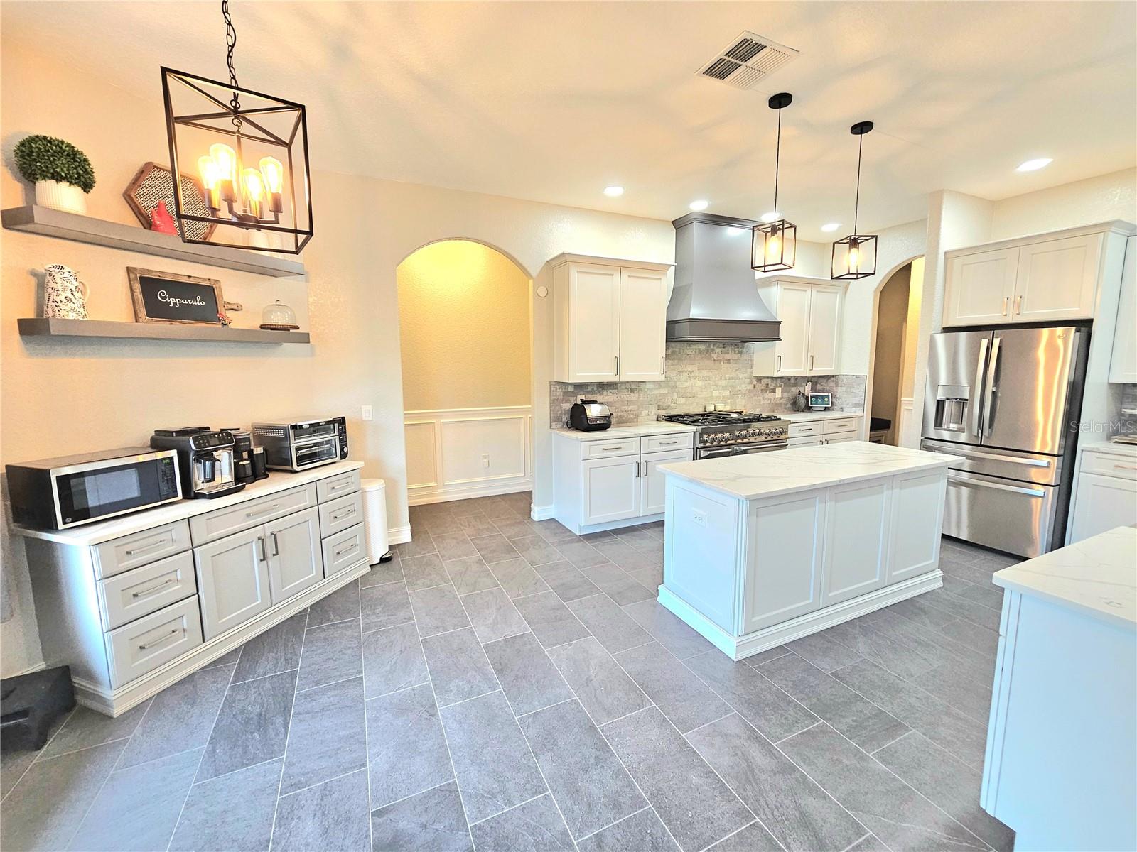 11199 WARM WIND WAY, WEEKI WACHEE, FL, 34613