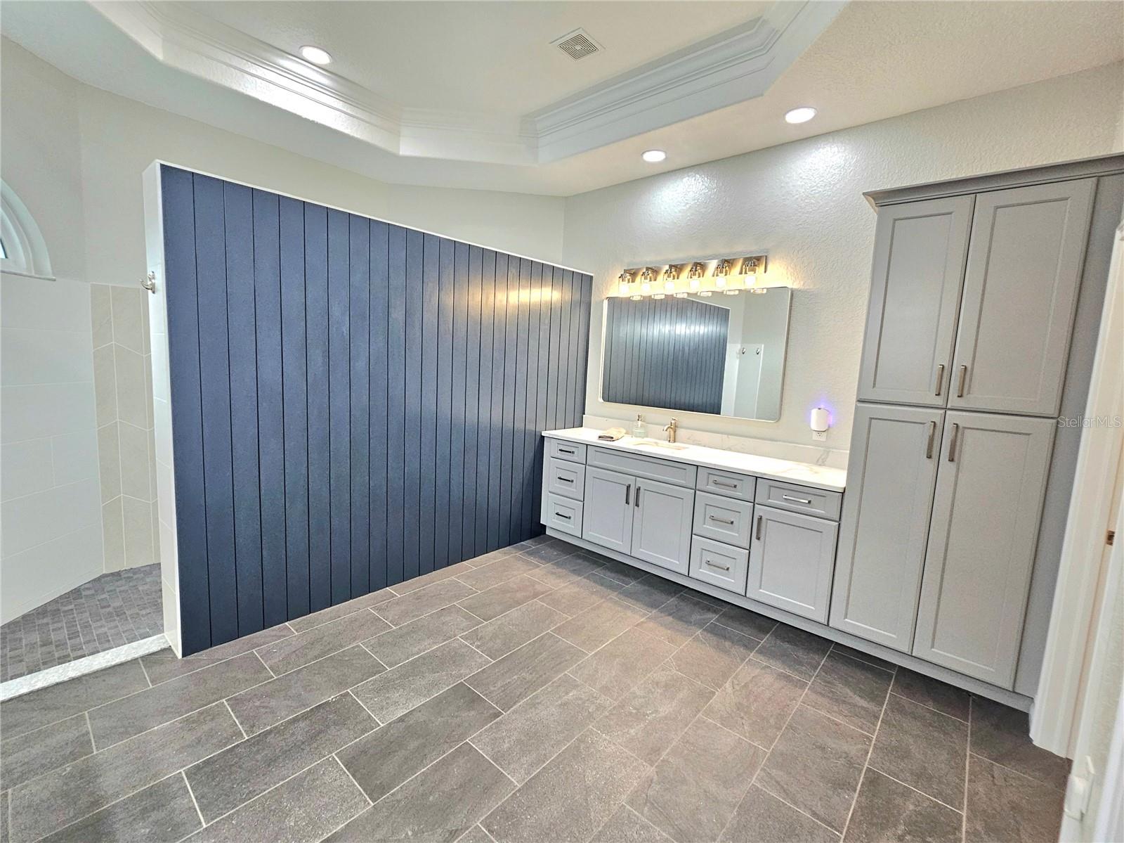 11199 WARM WIND WAY, WEEKI WACHEE, FL, 34613