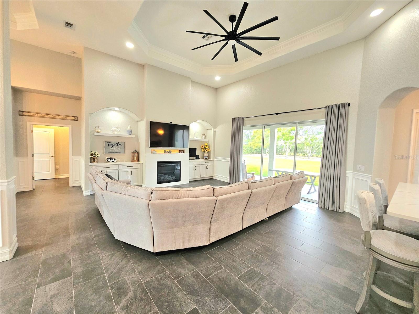 11199 WARM WIND WAY, WEEKI WACHEE, FL, 34613