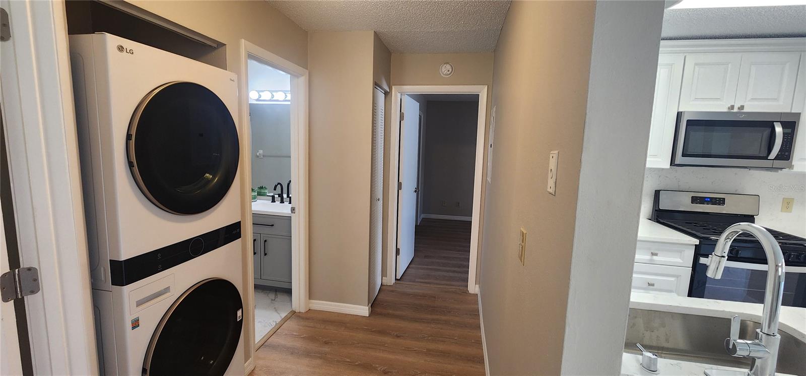 8401 WATERVIEW WAY, WINTER HAVEN, FL, 33884