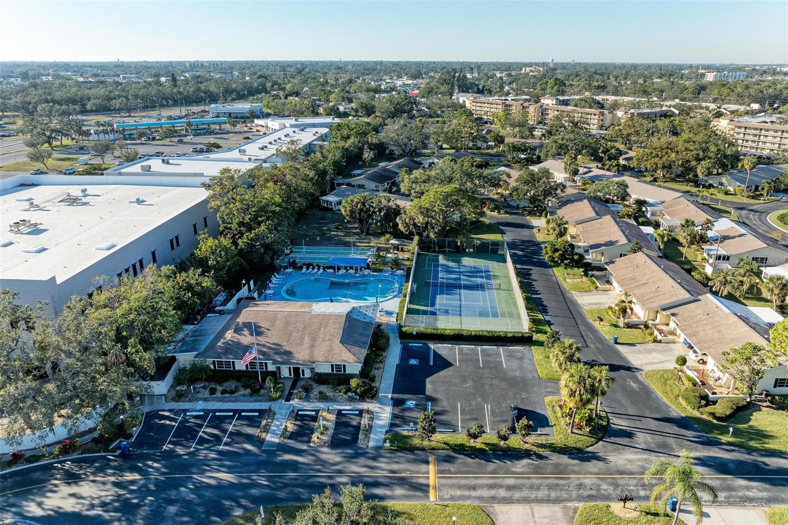 390 301 BLVD W #11D, BRADENTON, FL, 34205