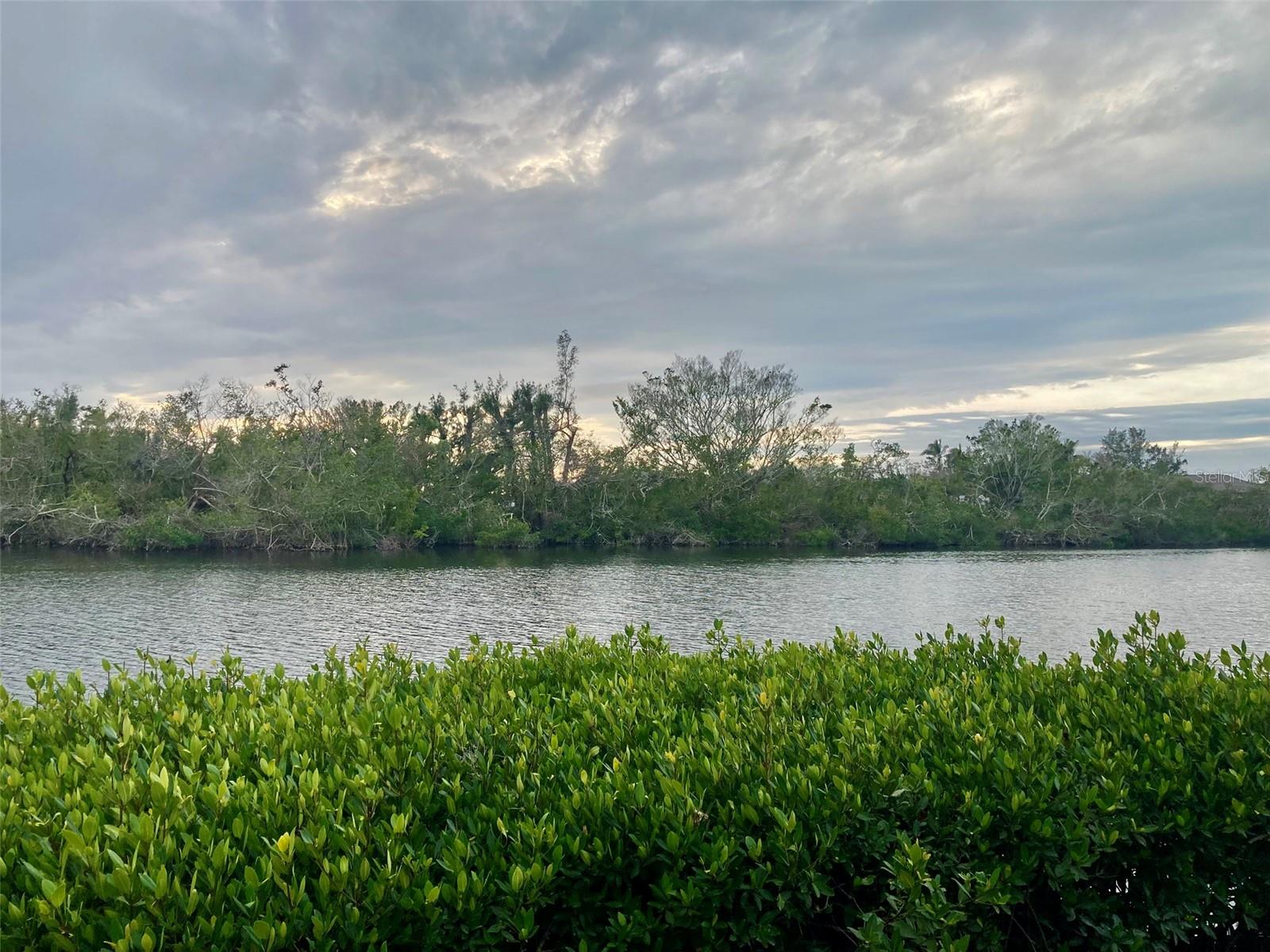 7820 MIDNIGHT PASS RD, SARASOTA, FL, 34242