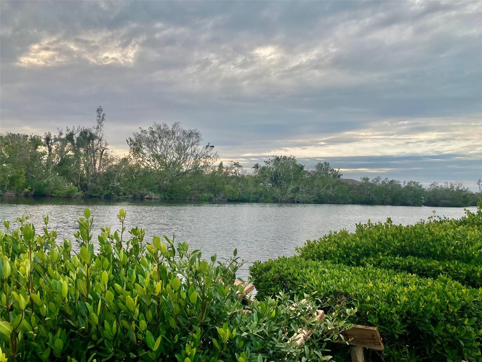 7820 MIDNIGHT PASS RD, SARASOTA, FL, 34242