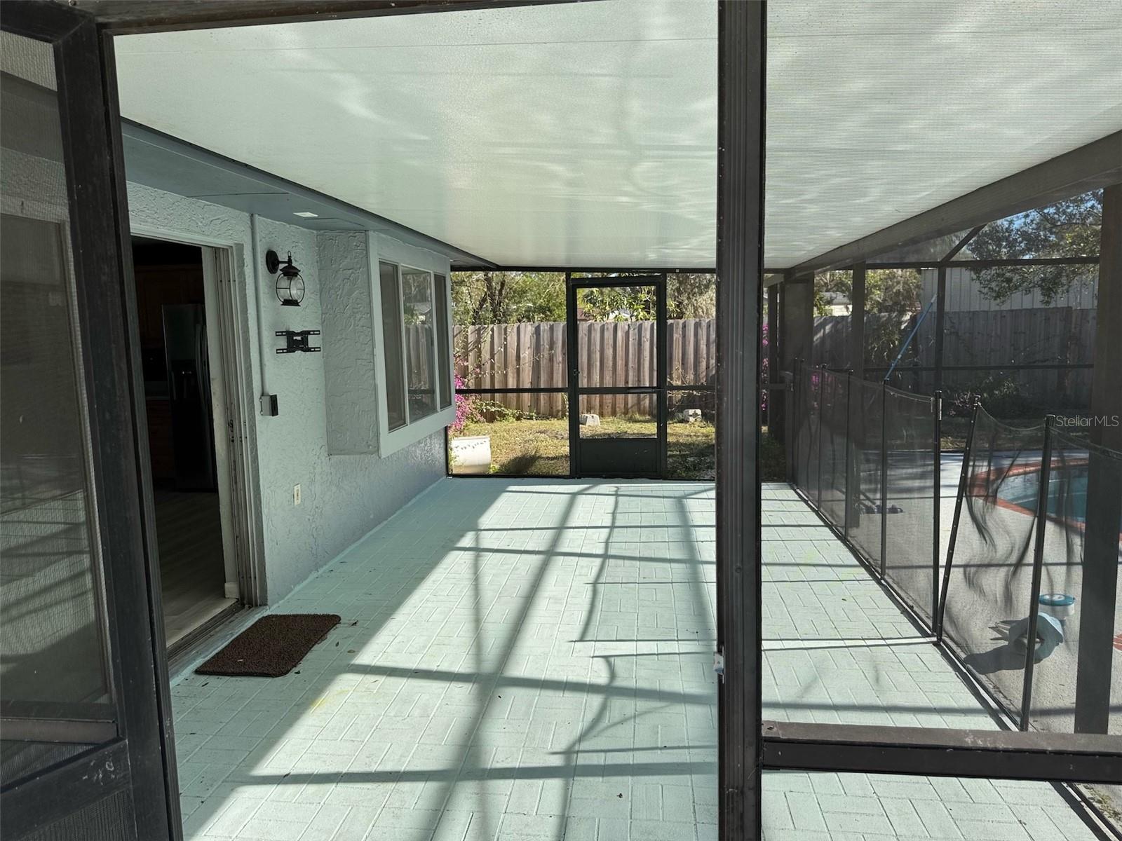 2041 SHADOW PINE DR, BRANDON, FL, 33511