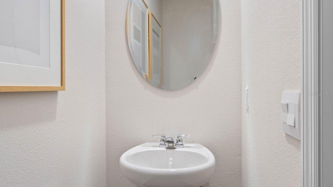 2215 TONGASS BND, DAVENPORT, FL, 33896