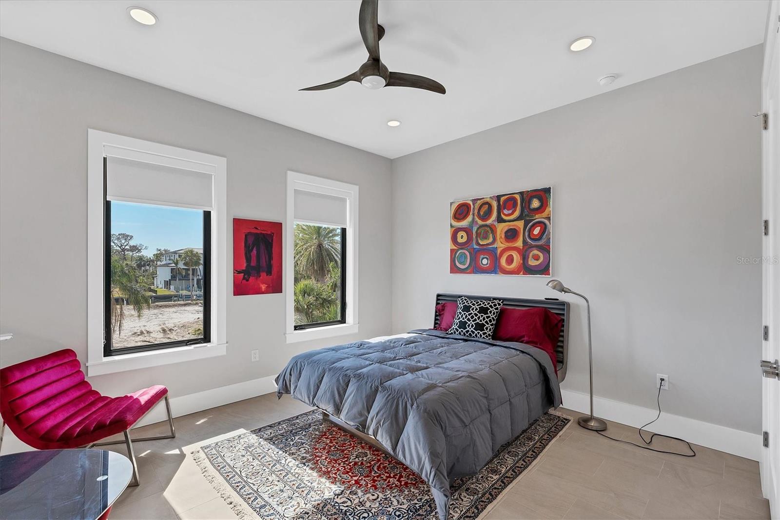 569 ROUNTREE DR, LONGBOAT KEY, FL, 34228