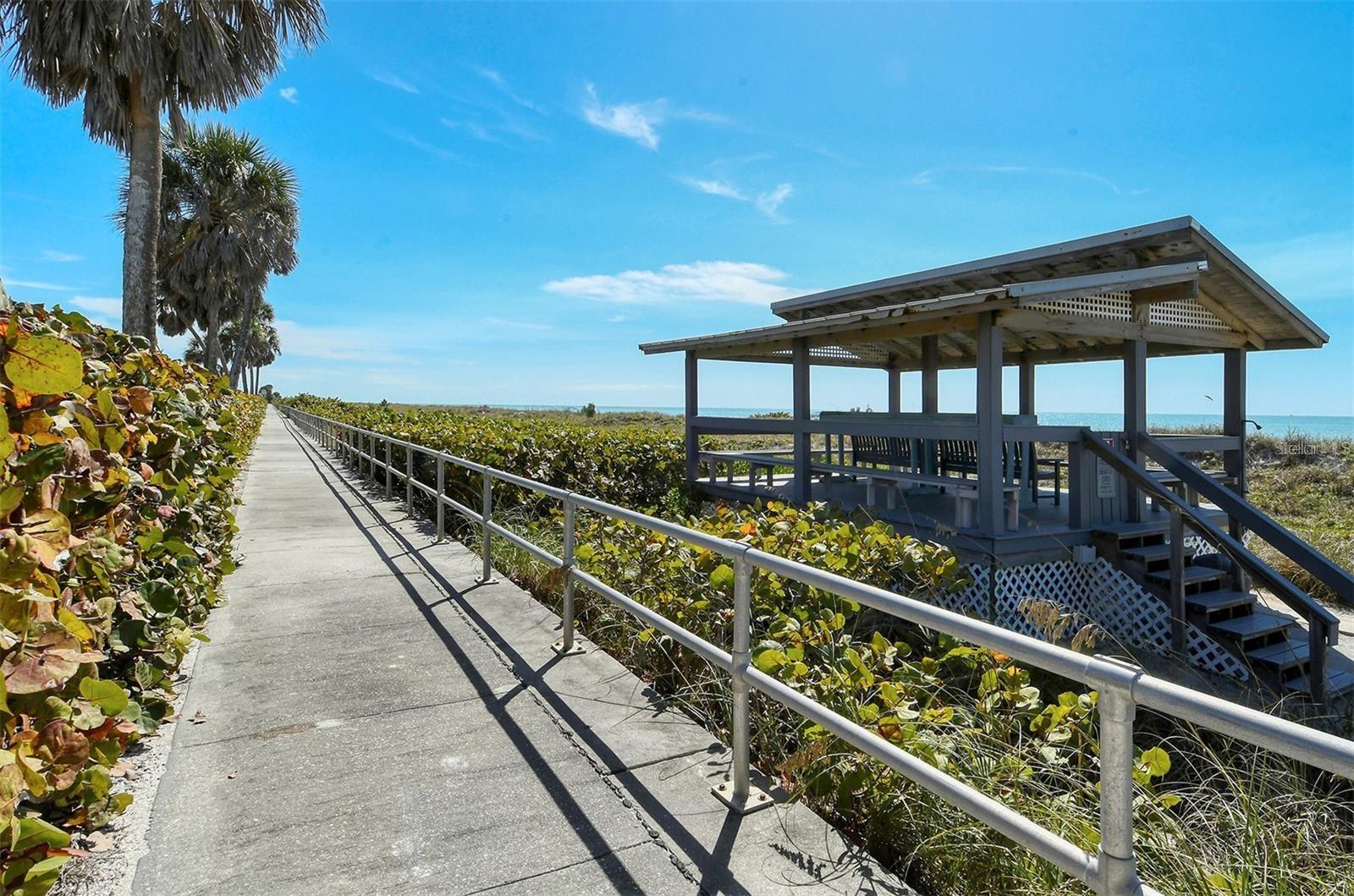 569 ROUNTREE DR, LONGBOAT KEY, FL, 34228