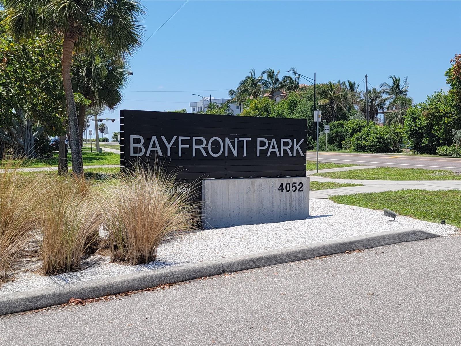 569 ROUNTREE DR, LONGBOAT KEY, FL, 34228