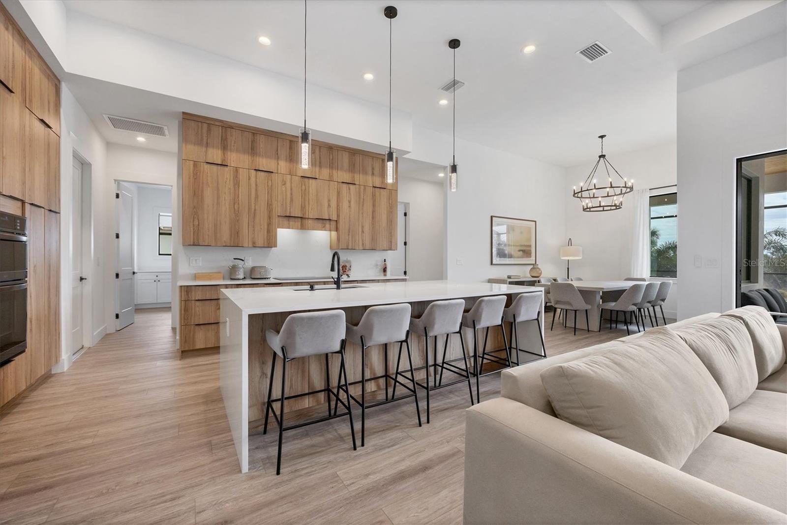 1169 BOUNDARY BLVD, ROTONDA WEST, FL, 33947