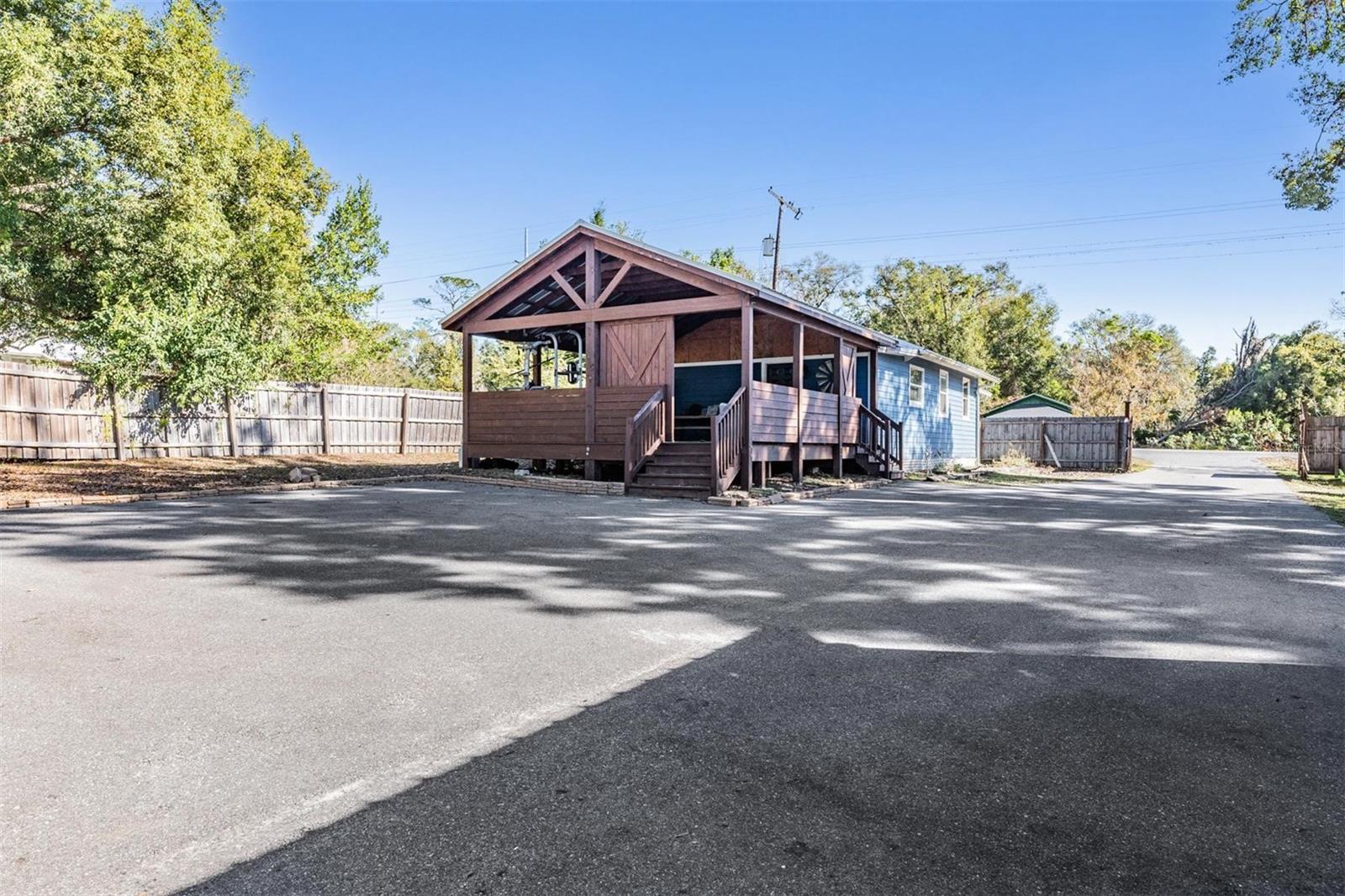 14045 21ST ST, DADE CITY, FL, 33525