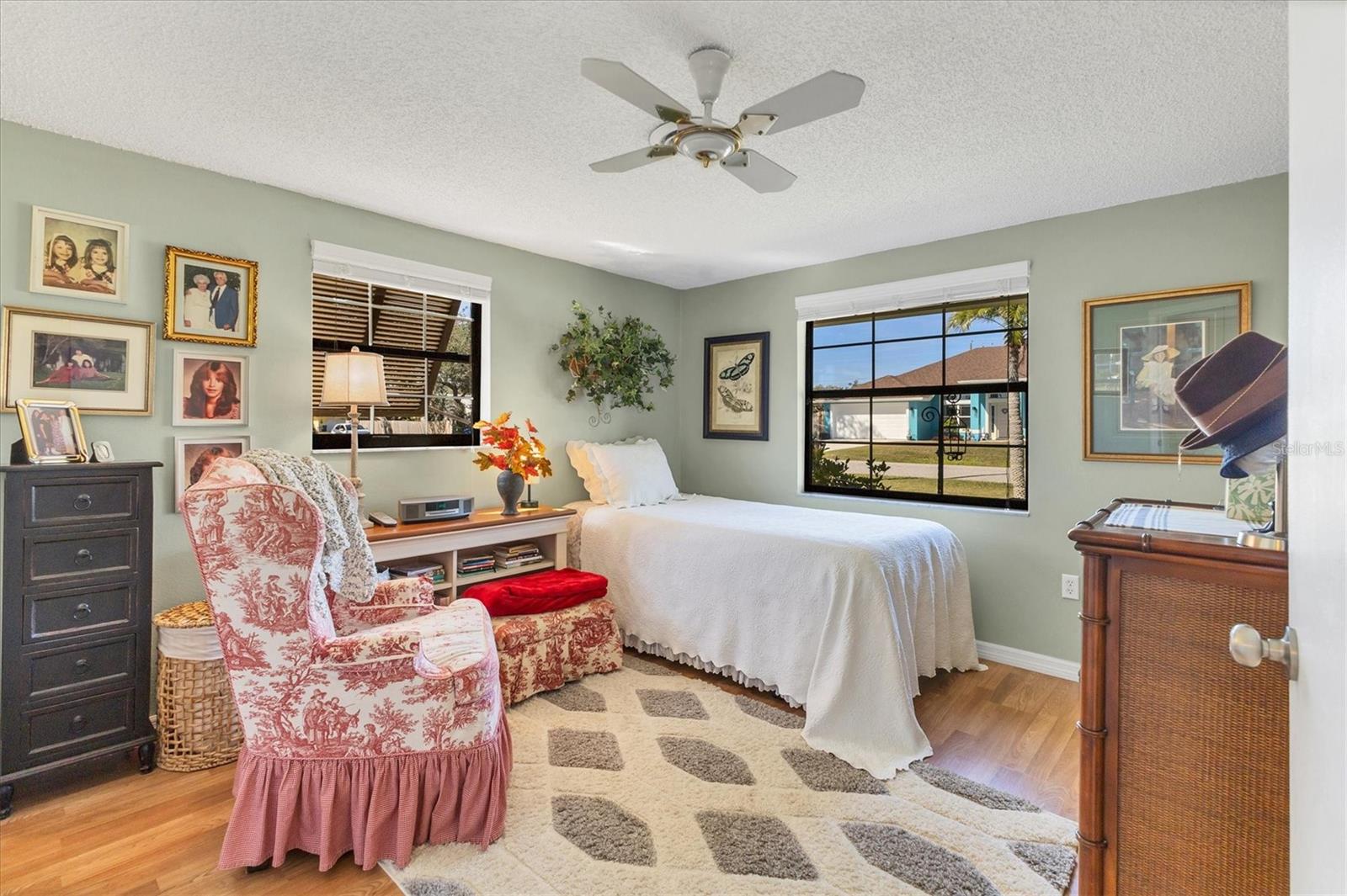 351 GARDEN RD, VENICE, FL, 34293
