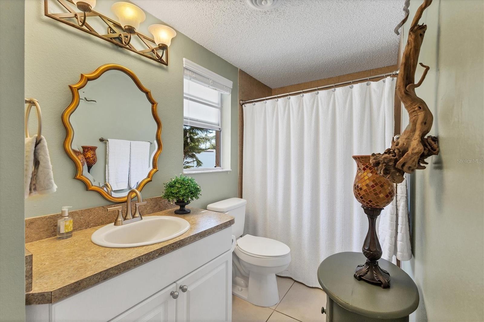 351 GARDEN RD, VENICE, FL, 34293