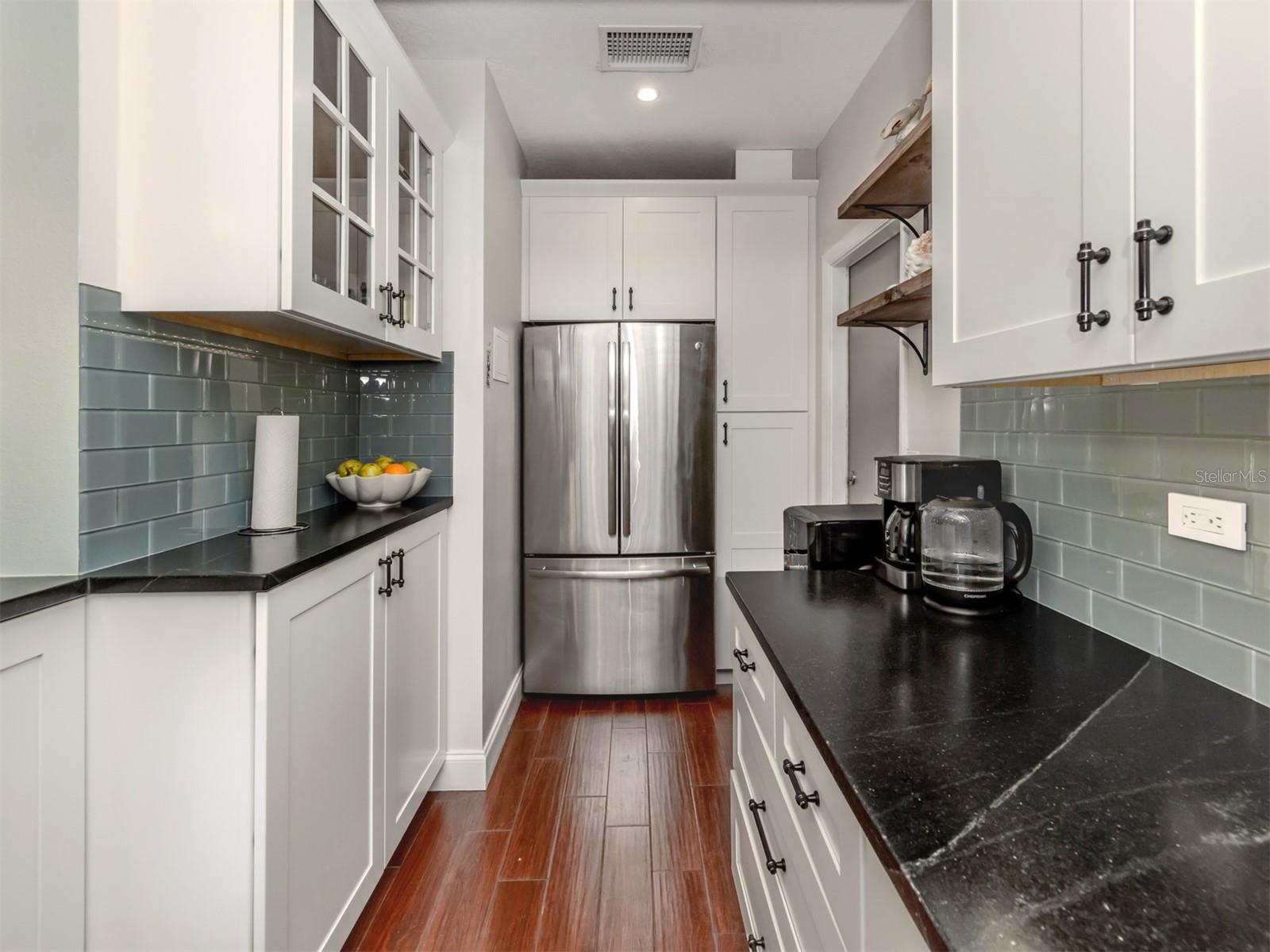 4819 GREENLEAF RD, SARASOTA, FL, 34233