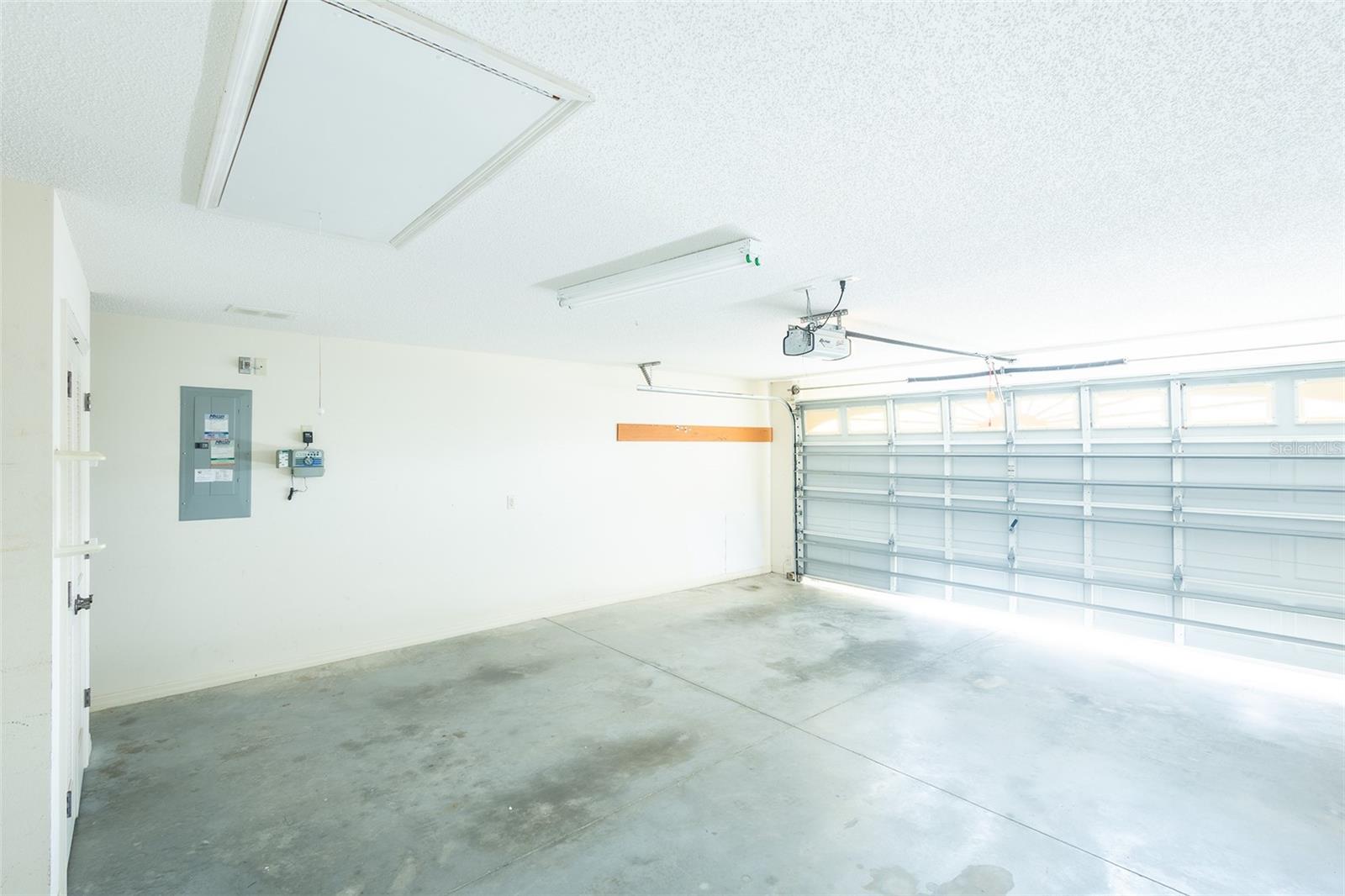 2219 WELCOME WAY, THE VILLAGES, FL, 32162