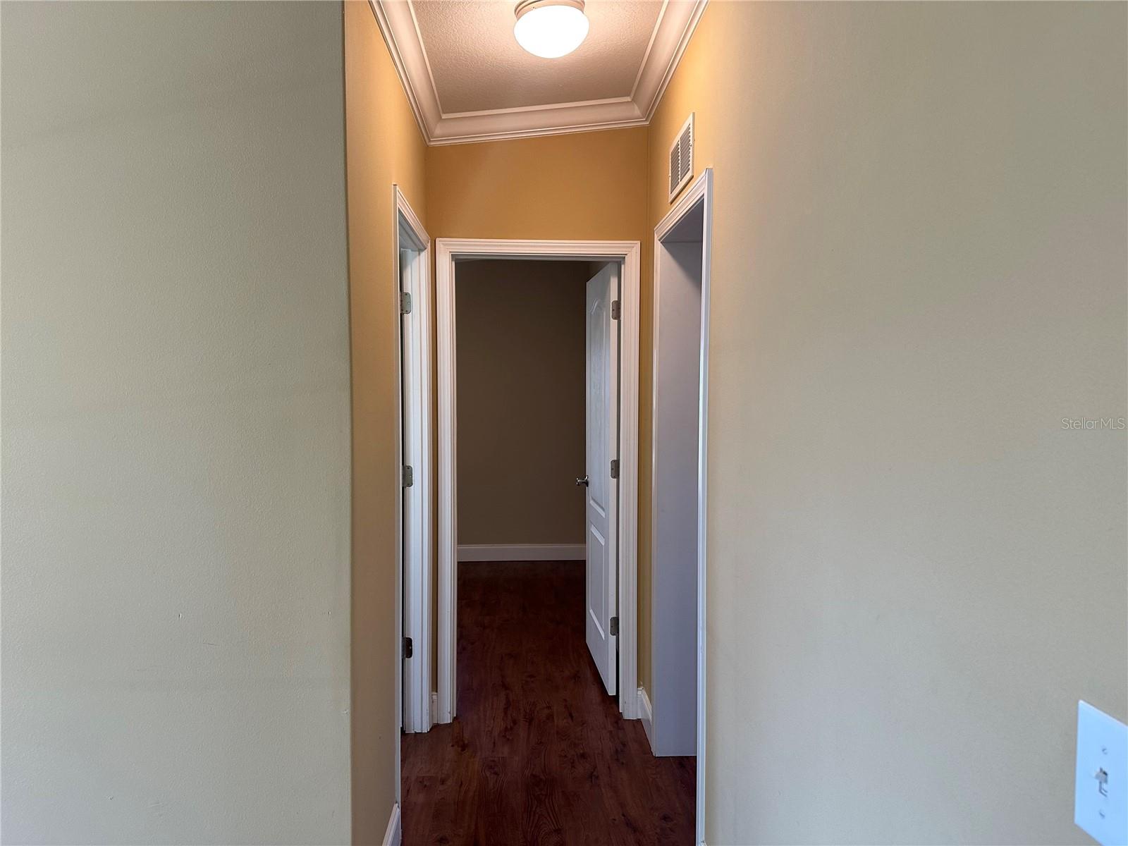 701 HOLLYHILL CT, PUNTA GORDA, FL, 33950