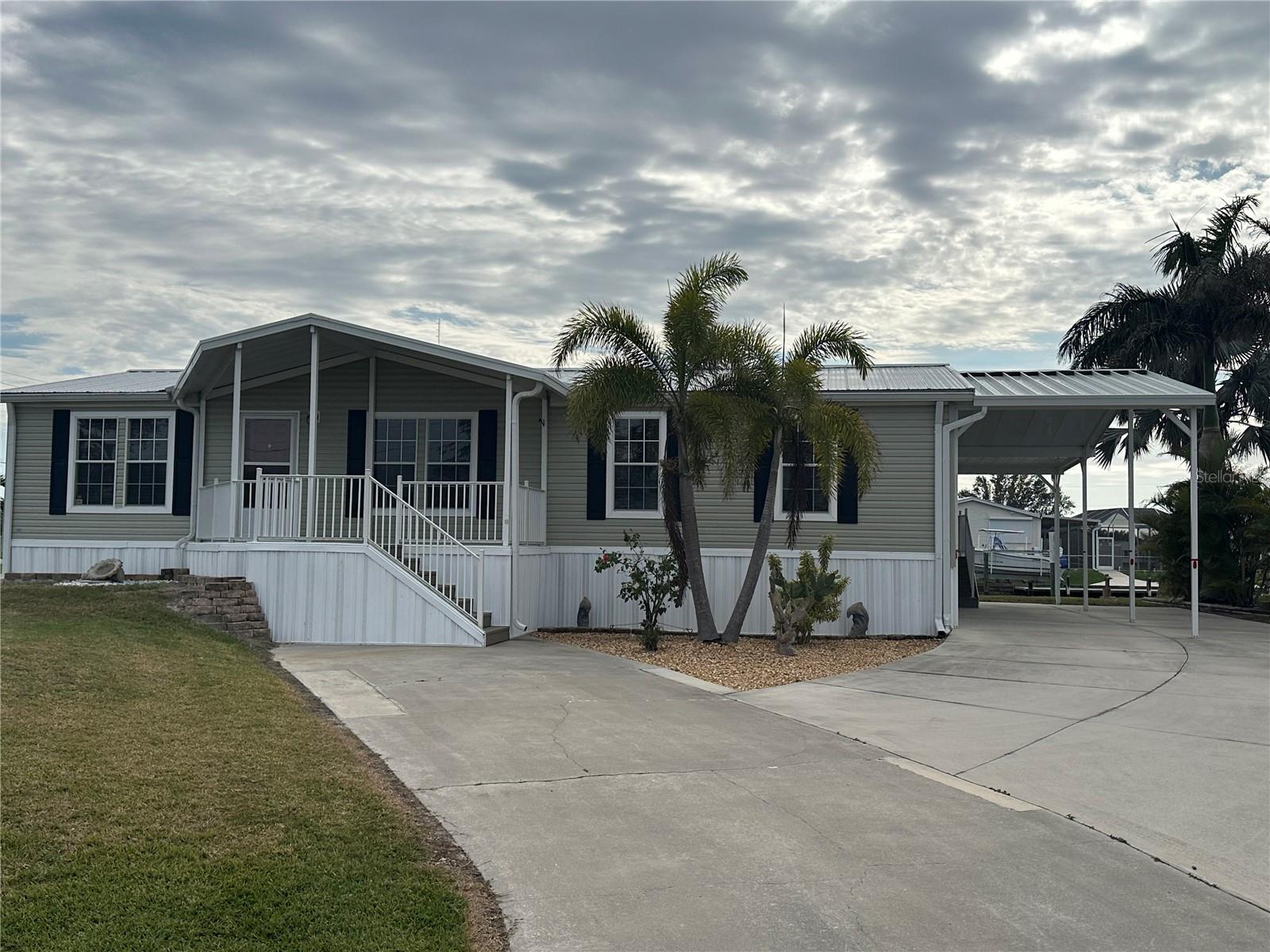 701 HOLLYHILL CT, PUNTA GORDA, FL, 33950