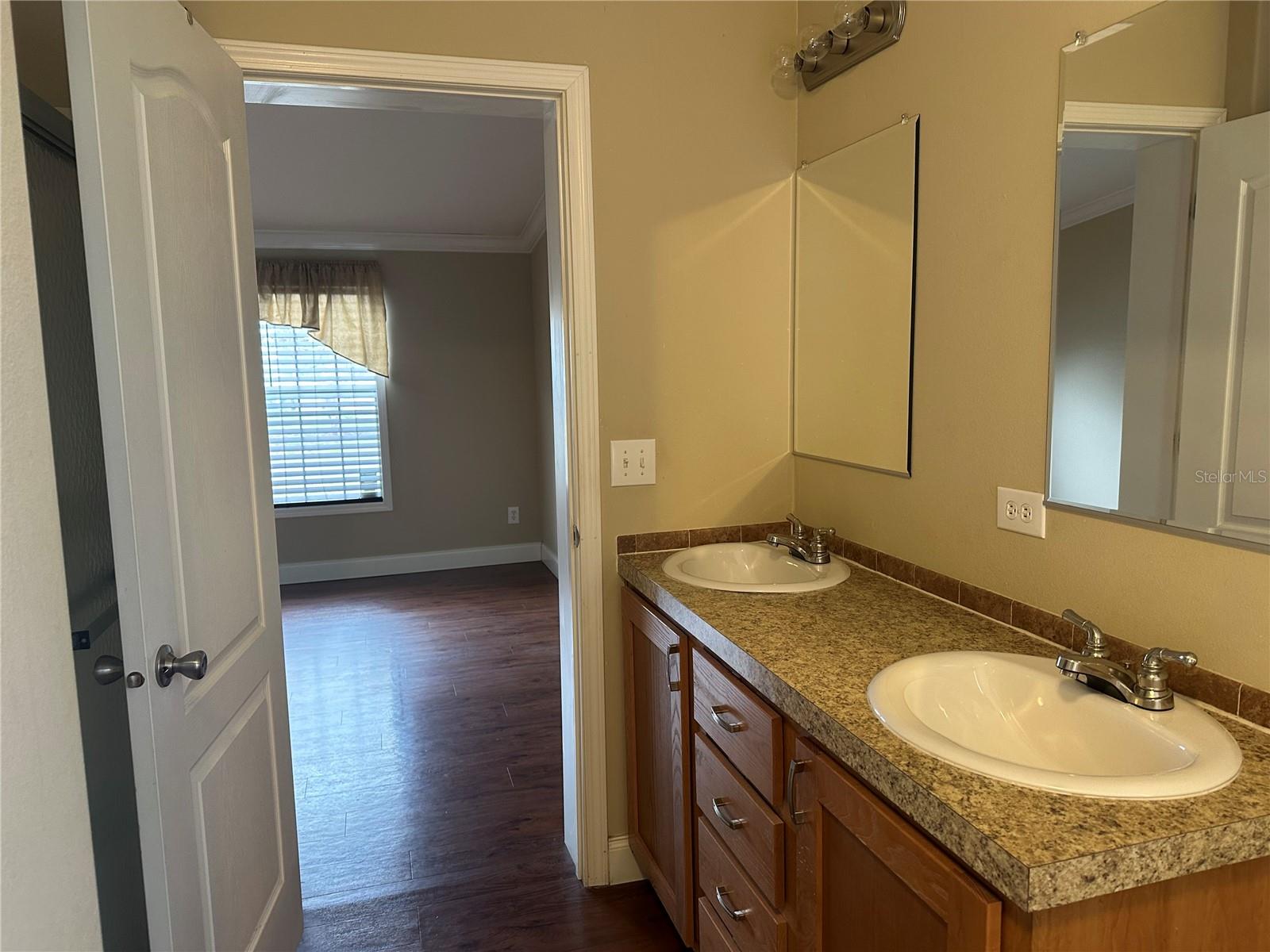 701 HOLLYHILL CT, PUNTA GORDA, FL, 33950