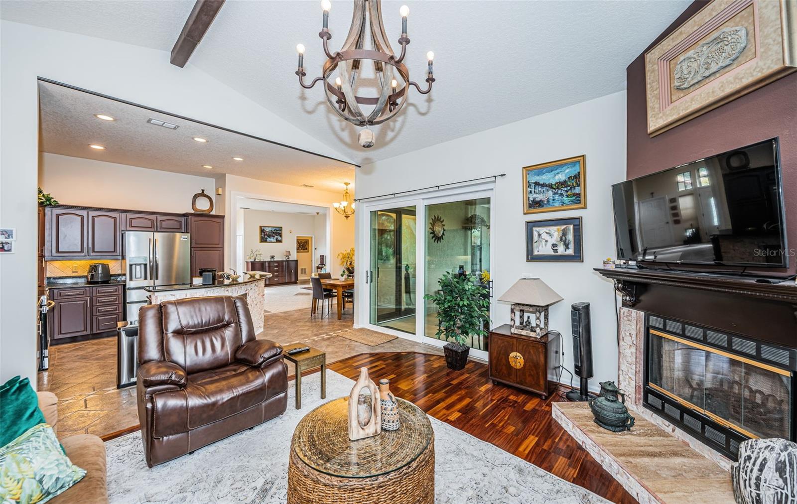 1001 LIVE OAK AVE NE, ST PETERSBURG, FL, 33703