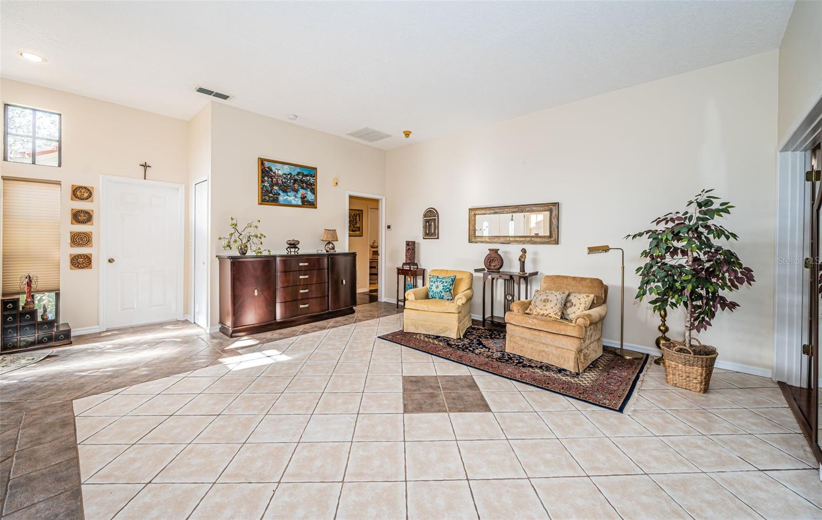 1001 LIVE OAK AVE NE, ST PETERSBURG, FL, 33703