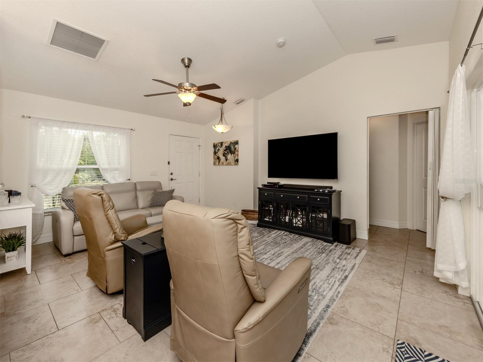 4352 ADELAIDE AVE, NORTH PORT, FL, 34288