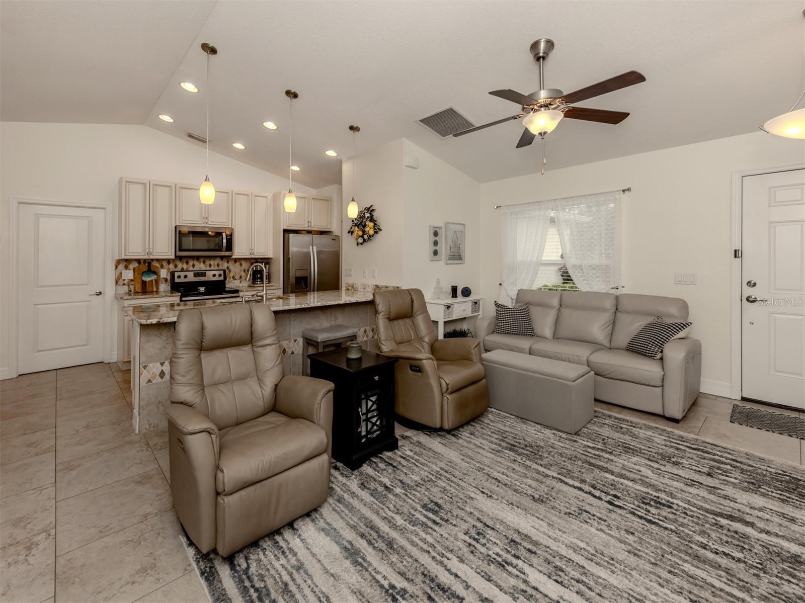 4352 ADELAIDE AVE, NORTH PORT, FL, 34288