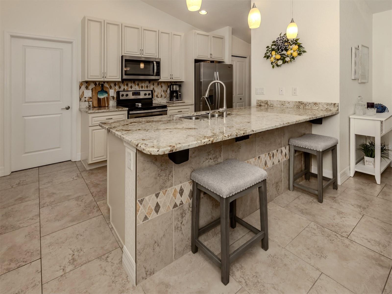 4352 ADELAIDE AVE, NORTH PORT, FL, 34288