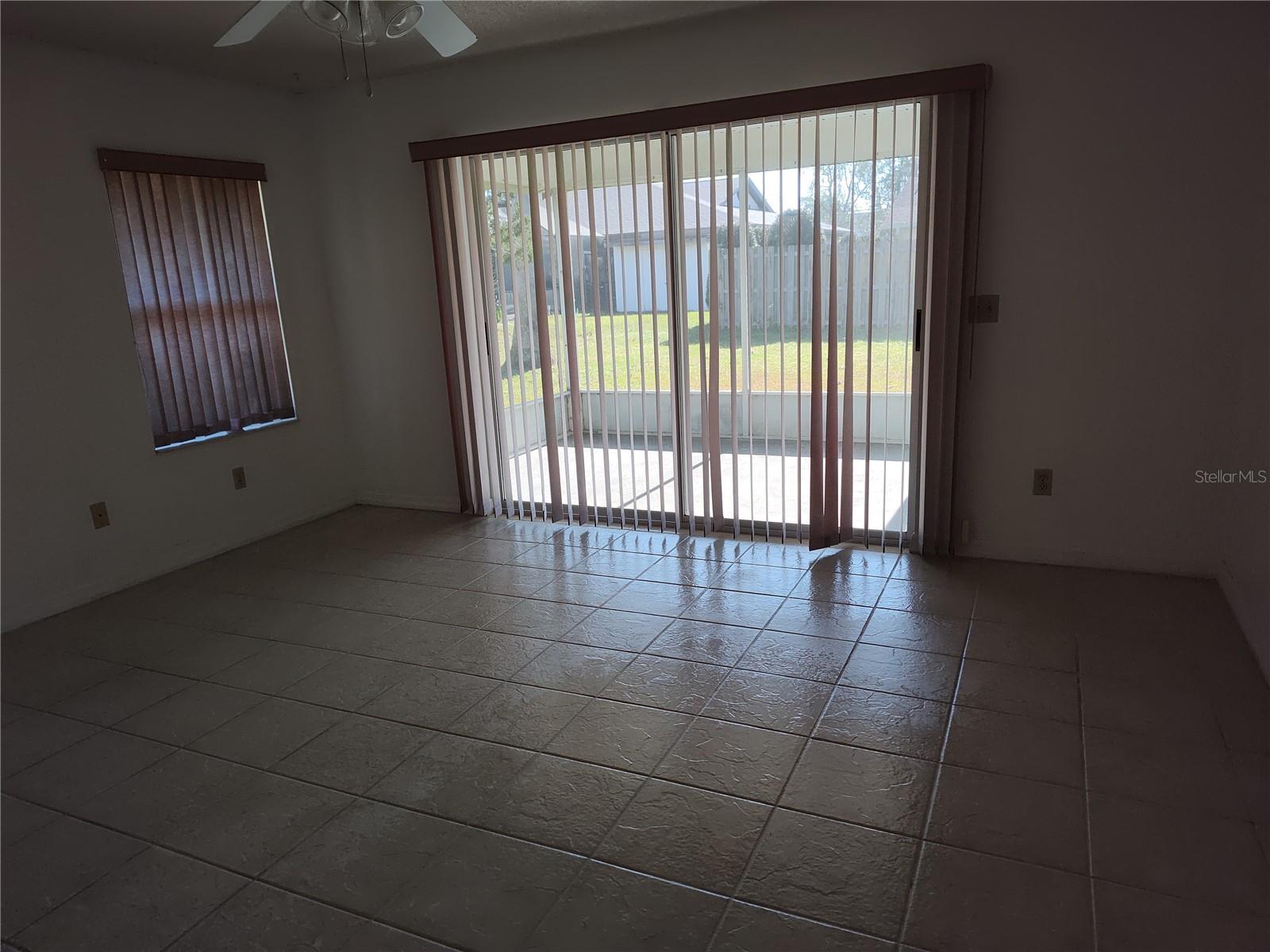 23 FOREST HILL DR, PALM COAST, FL, 32137