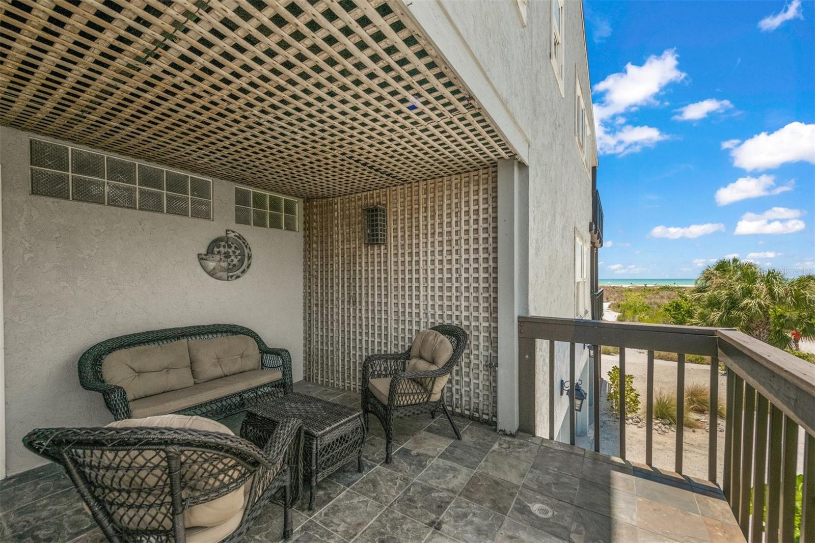 600/602 BEACH RD #1 & 2, SARASOTA, FL, 34242