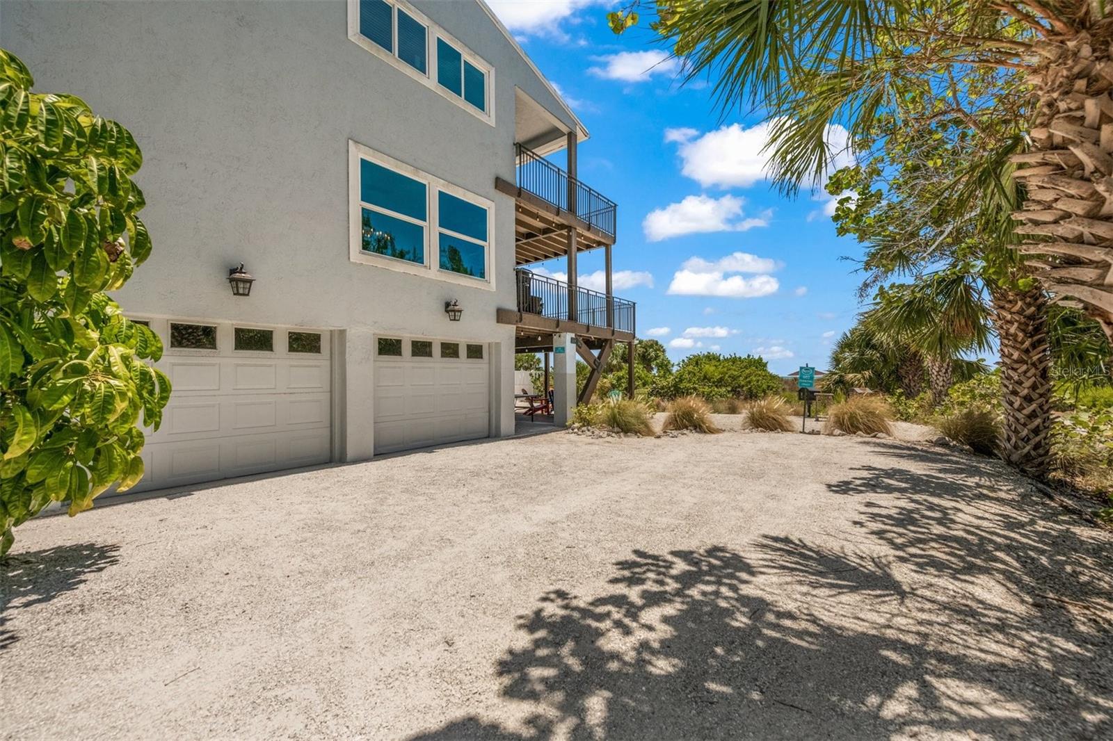 600/602 BEACH RD #1 & 2, SARASOTA, FL, 34242