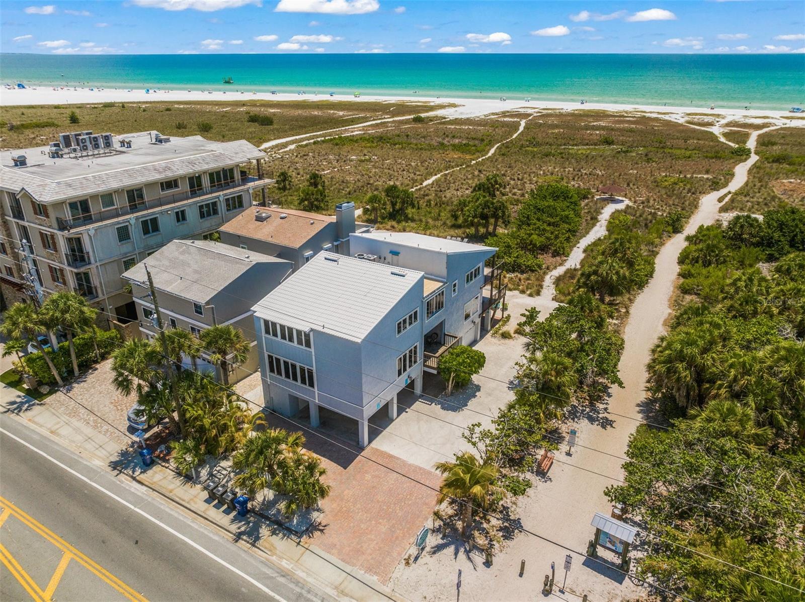 600/602 BEACH RD #1 & 2, SARASOTA, FL, 34242