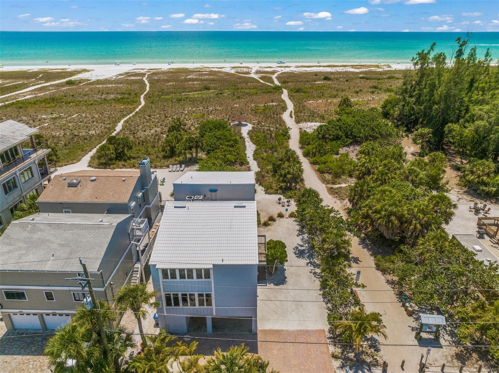 600/602 BEACH RD #1 & 2, SARASOTA, FL, 34242