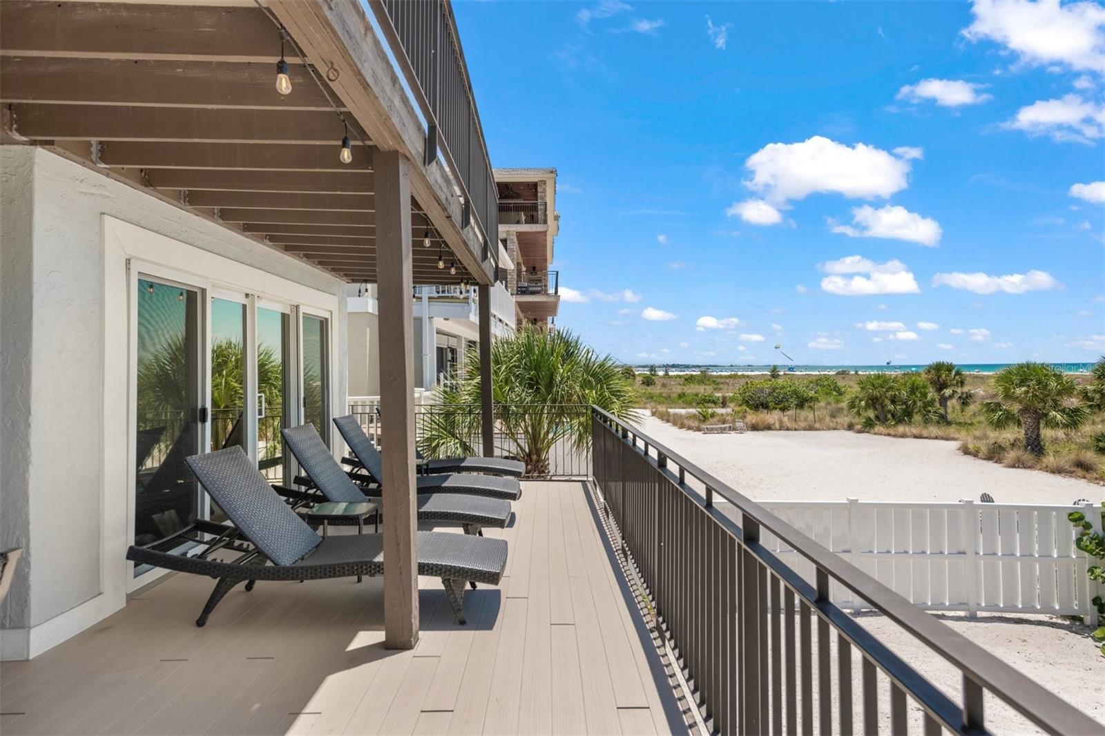 600/602 BEACH RD #1 & 2, SARASOTA, FL, 34242