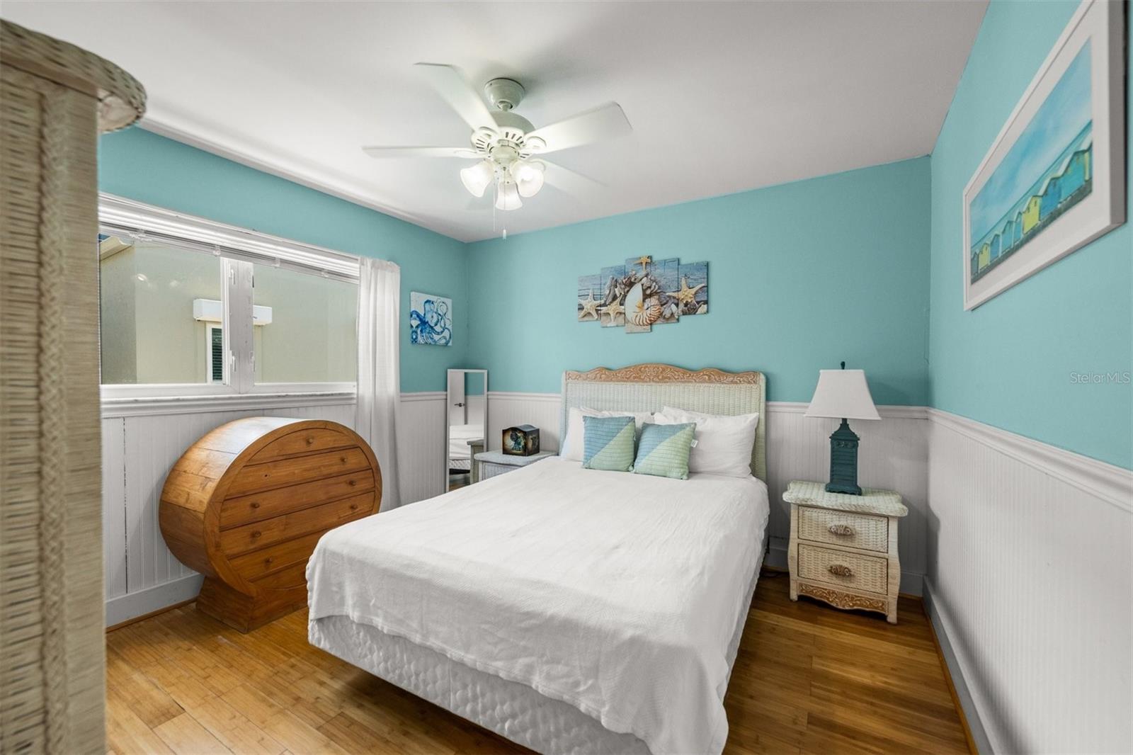 600/602 BEACH RD #1 & 2, SARASOTA, FL, 34242