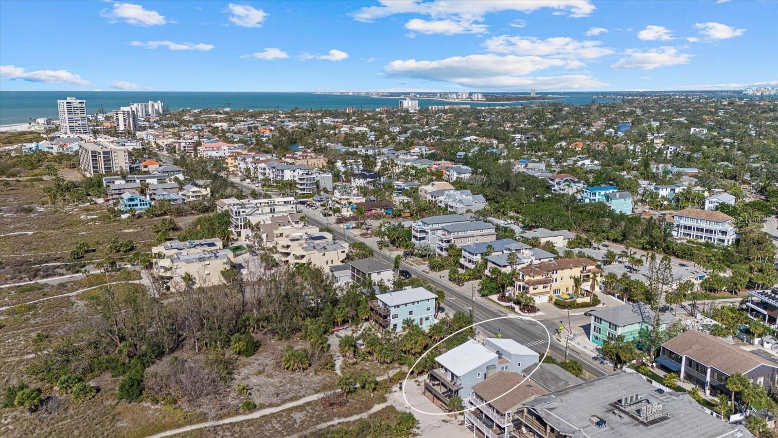 600/602 BEACH RD #1 & 2, SARASOTA, FL, 34242