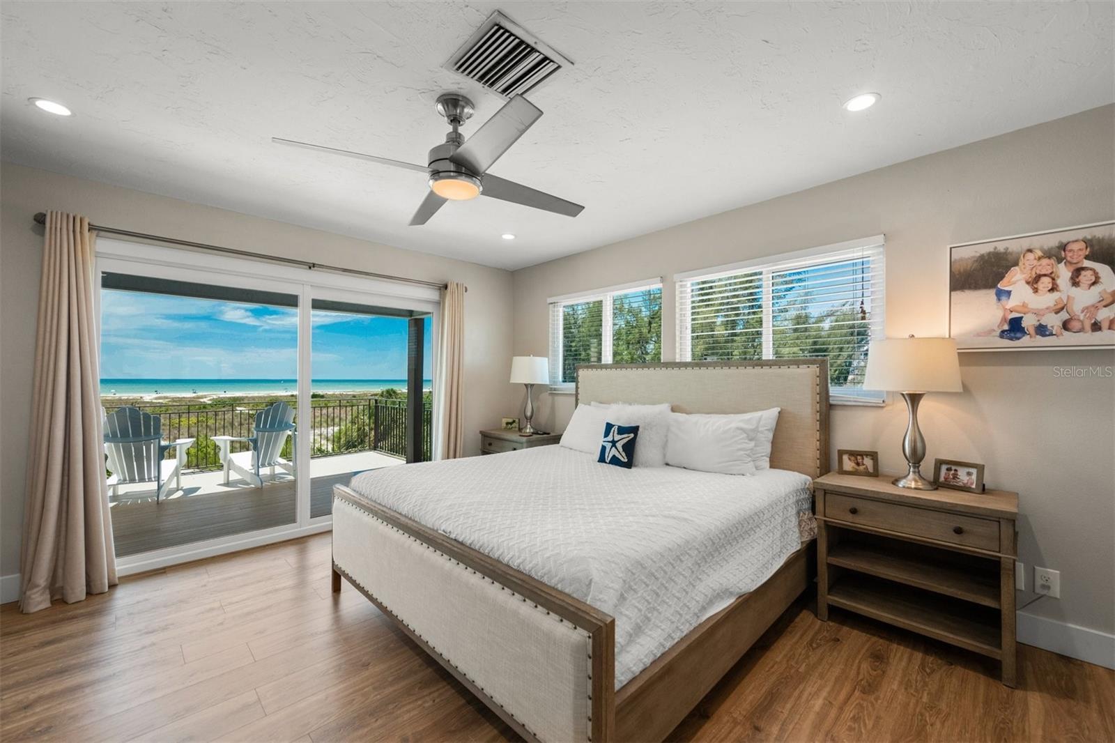 600/602 BEACH RD #1 & 2, SARASOTA, FL, 34242