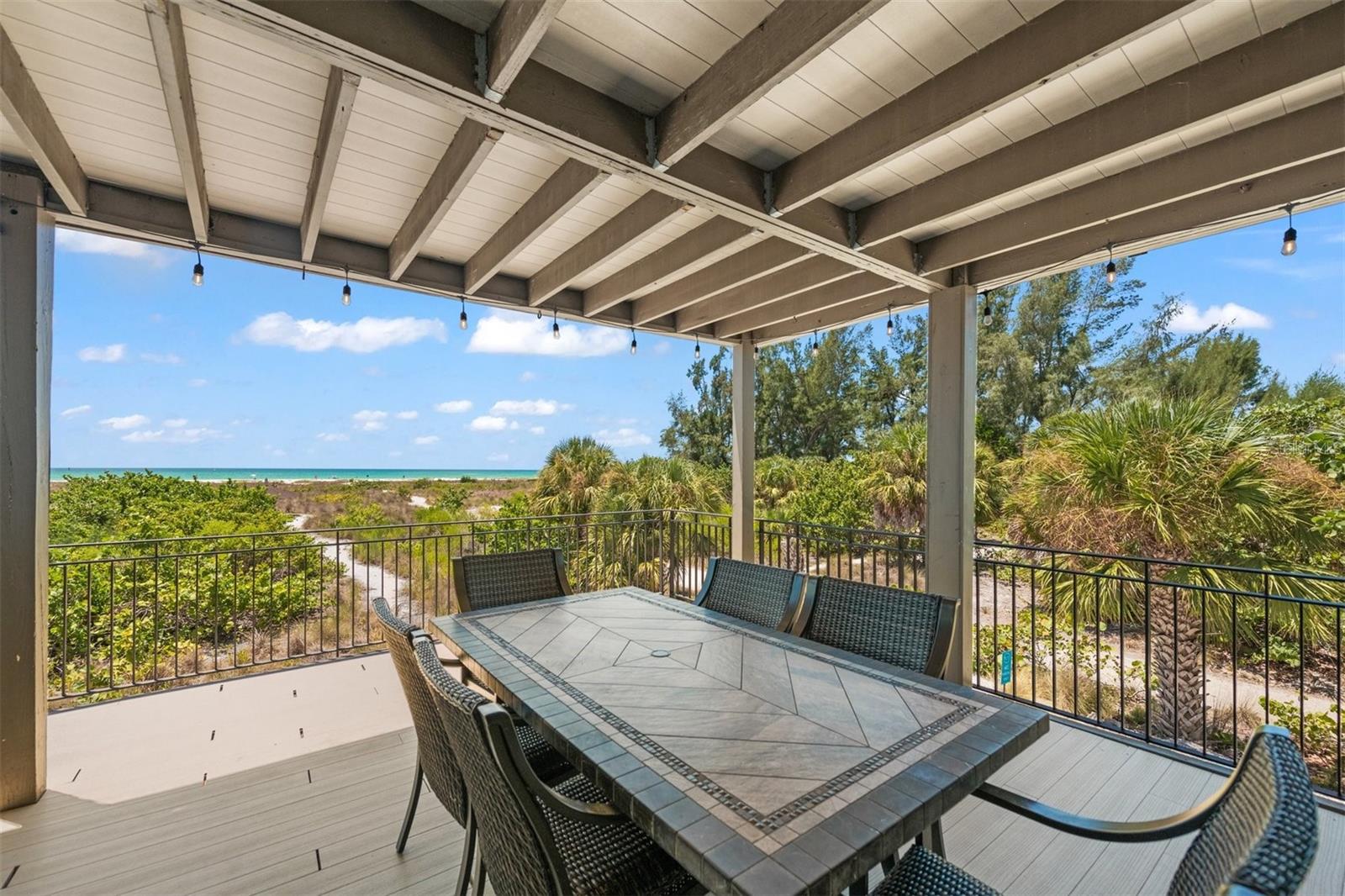 600/602 BEACH RD #1 & 2, SARASOTA, FL, 34242