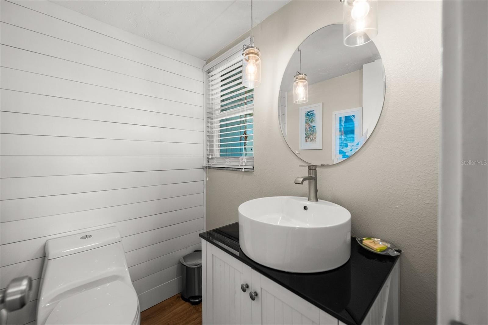 600/602 BEACH RD #1 & 2, SARASOTA, FL, 34242