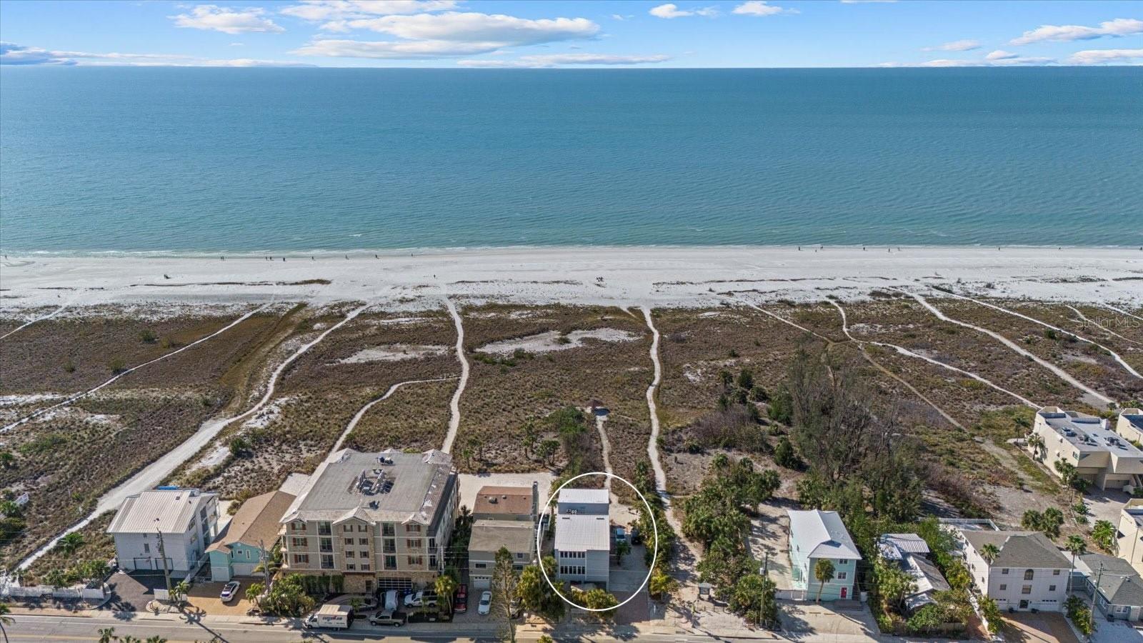600/602 BEACH RD #1 & 2, SARASOTA, FL, 34242