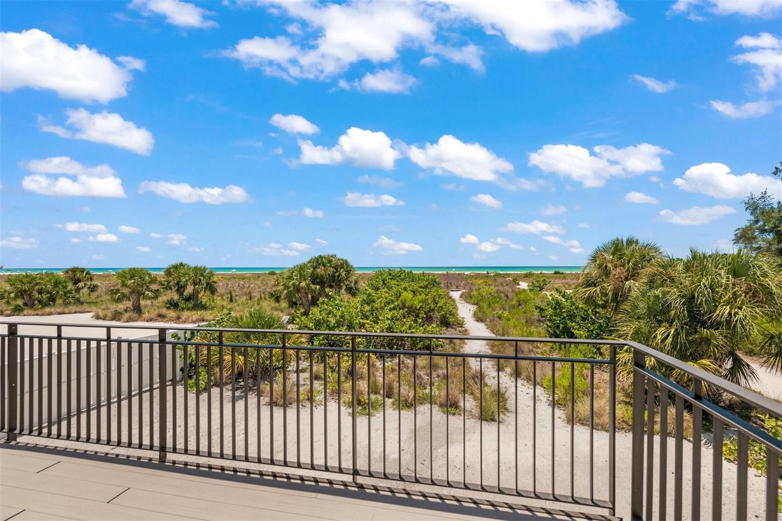 600/602 BEACH RD #1 & 2, SARASOTA, FL, 34242