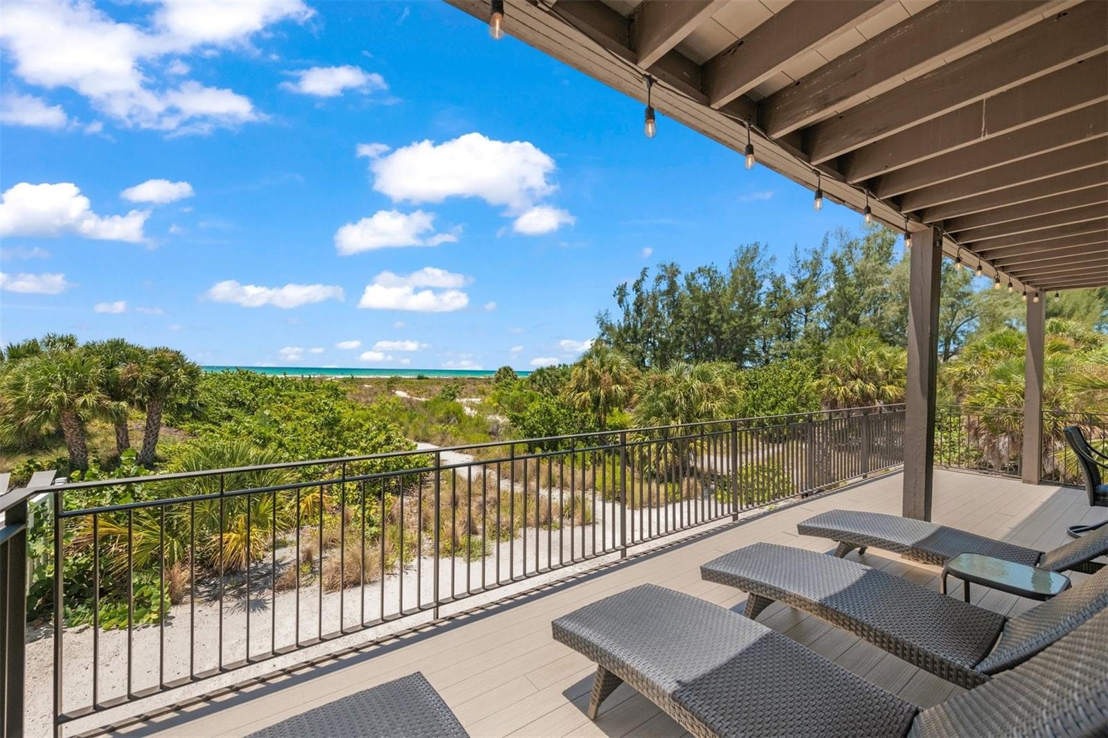 600/602 BEACH RD #1 & 2, SARASOTA, FL, 34242