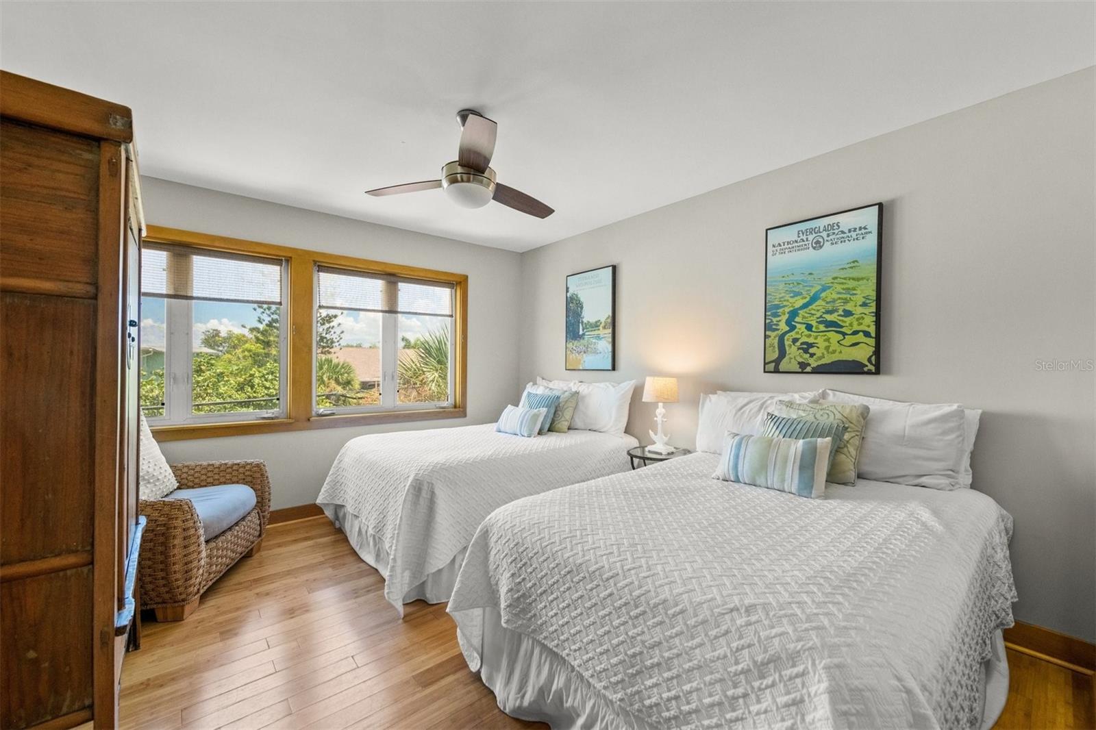 600/602 BEACH RD #1 & 2, SARASOTA, FL, 34242